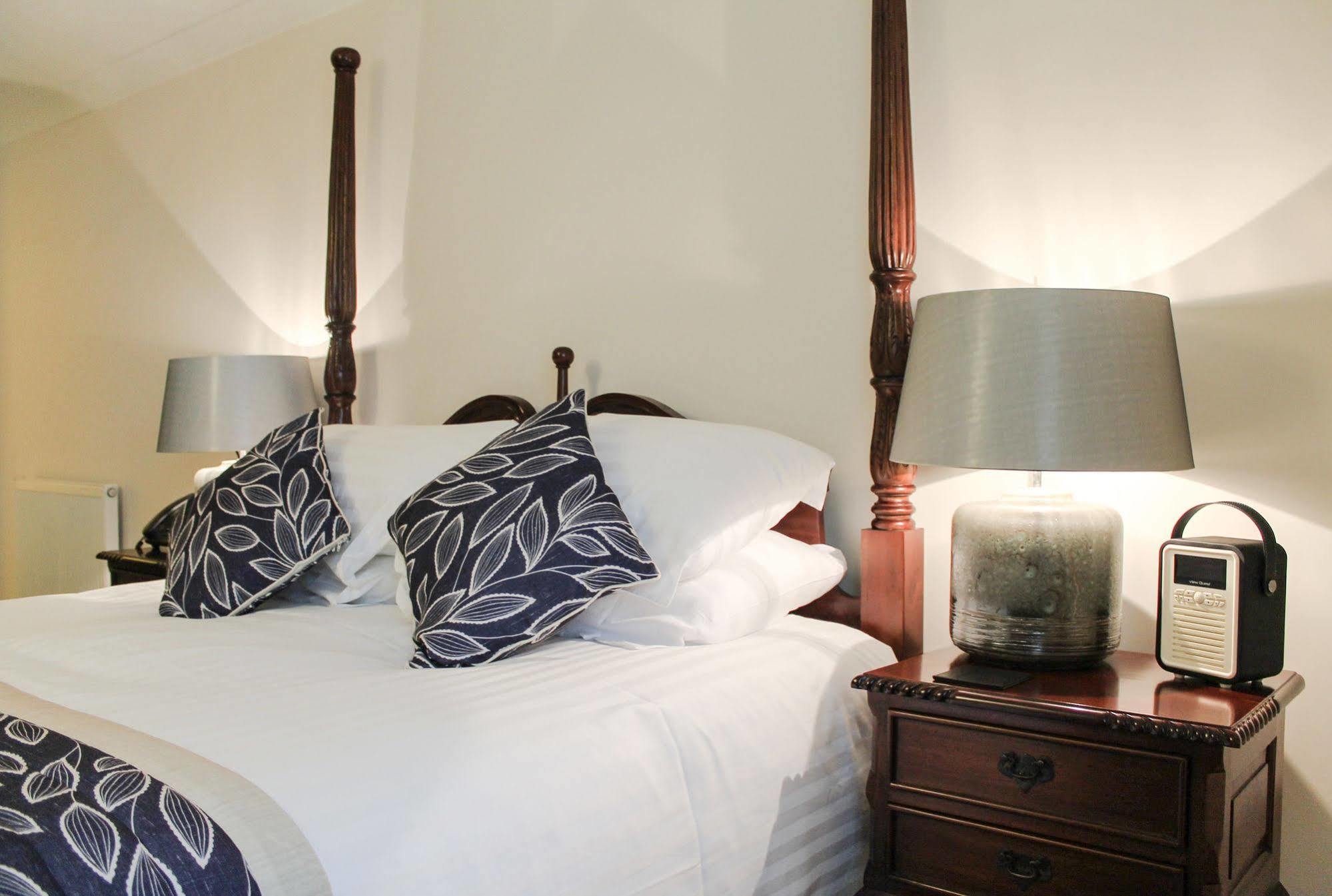 The Bishops Table Hotel Farnham  Luaran gambar